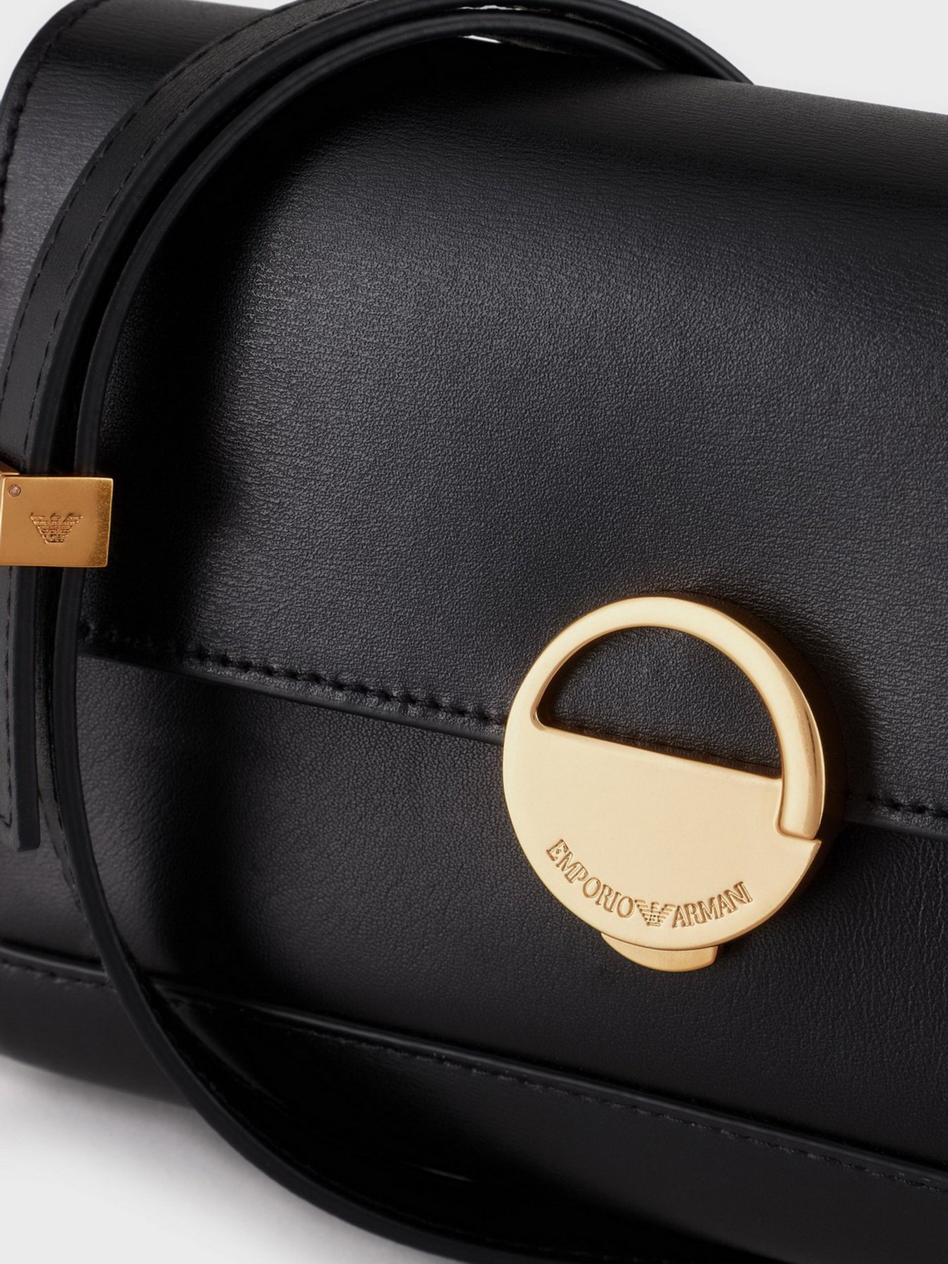 Сумка Emporio Armani модель Y3B167-Y320D-81386 Сумка Emporio Armani модель Y3B167-Y320D-81386 Фото