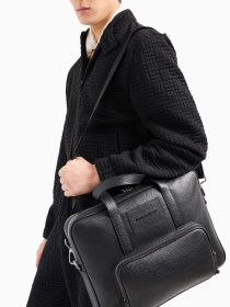 Сумка Emporio Armani модель Y4P144-Y068E-80001 Сумка Emporio Armani модель Y4P144-Y068E-80001 Фото