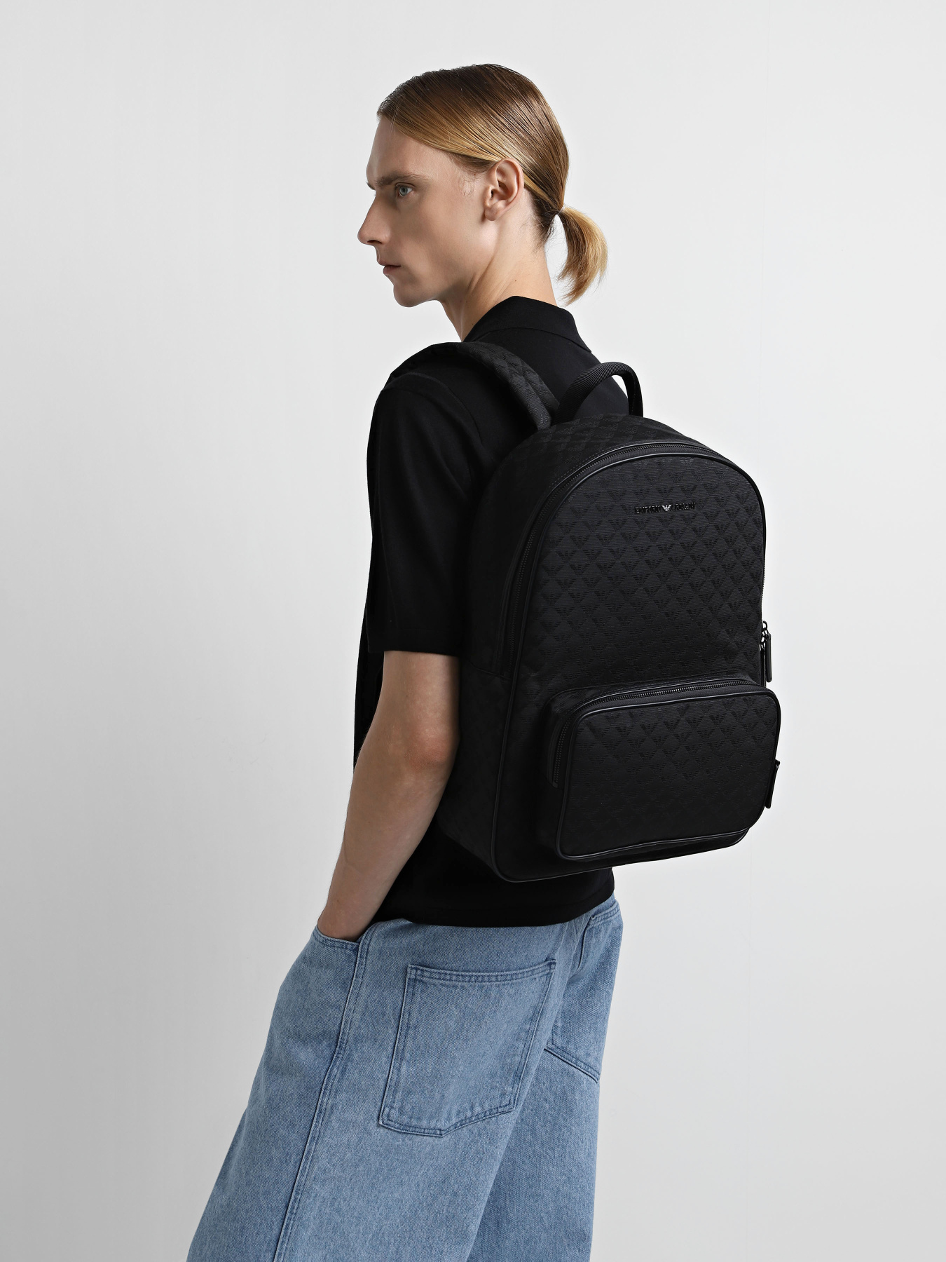 Рюкзаки Emporio Armani Essential модель Y4O315-Y022V-81336 Рюкзаки Emporio Armani Essential модель Y4O315-Y022V-81336 Фото