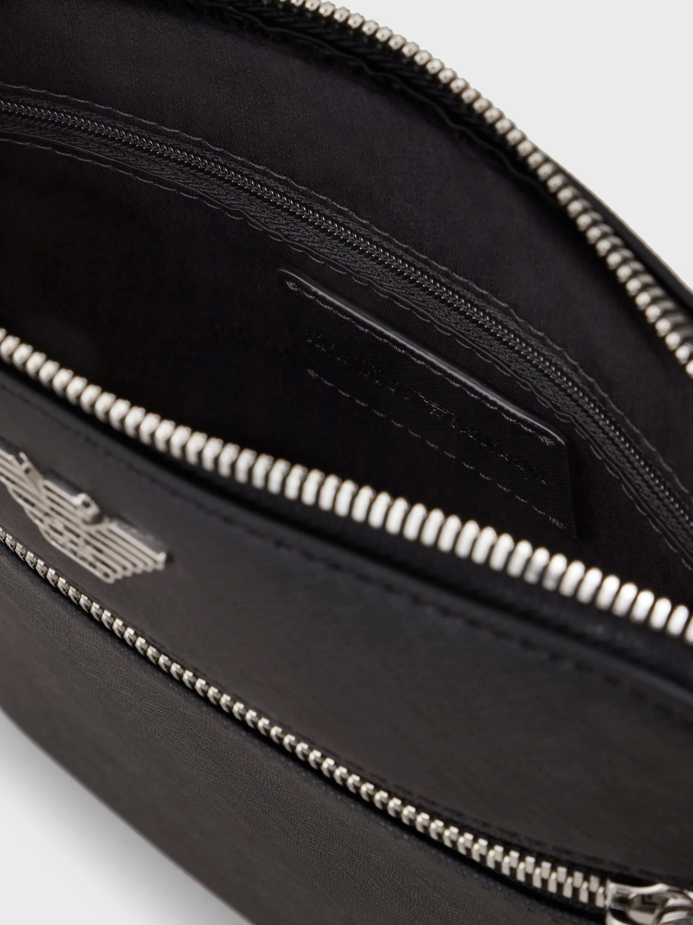 Мессенджер Emporio Armani модель Y4M185-Y138E-81072 Фото