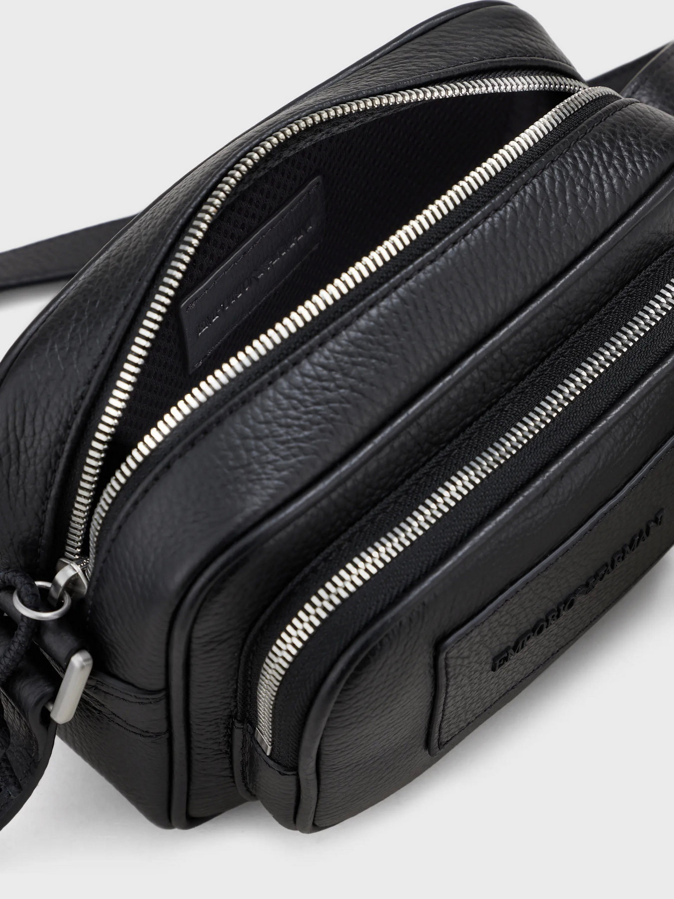 Кросс-боди Emporio Armani модель Y4M364-Y068E-80001 Фото