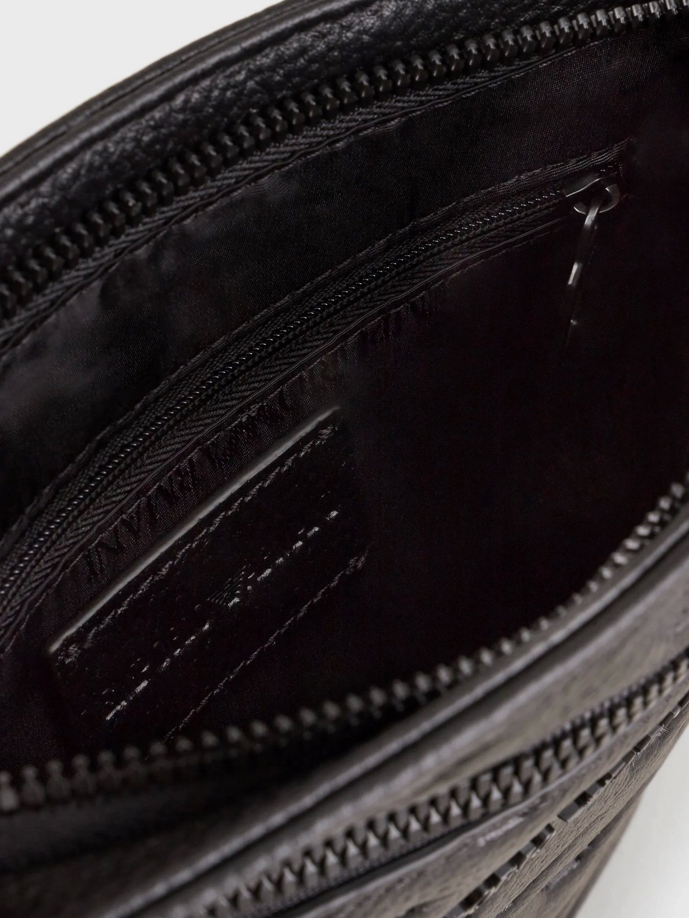 Мессенджер Emporio Armani модель Y4M366-Y142V-81072 Фото