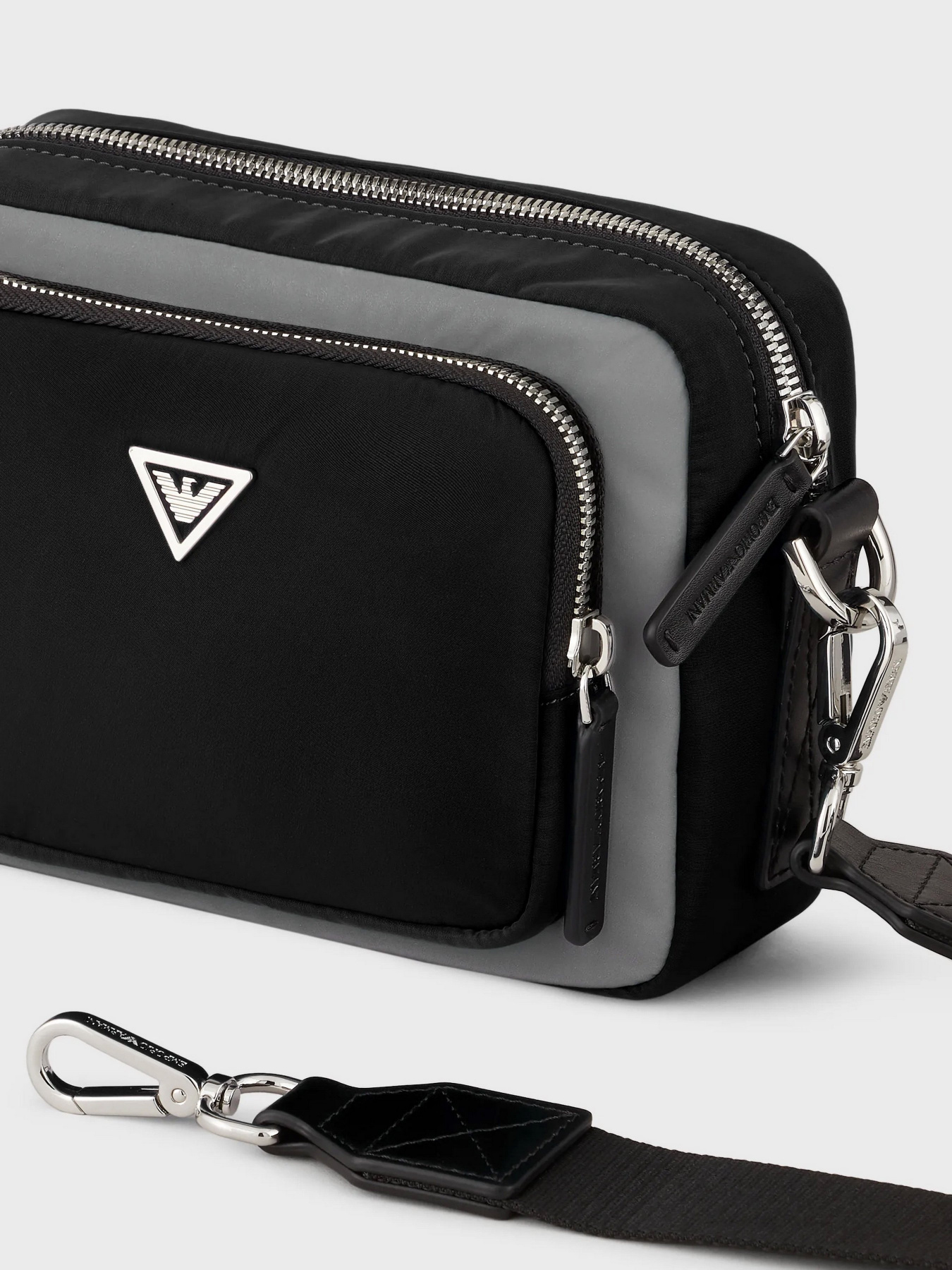 Сумка Emporio Armani REFLEX модель Y4M375-Y194E-82192 Сумка Emporio Armani REFLEX модель Y4M375-Y194E-82192 Фото