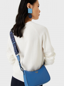 Сумка Emporio Armani Travel Essentials модель Y3H293-YVL7E-80214 Фото