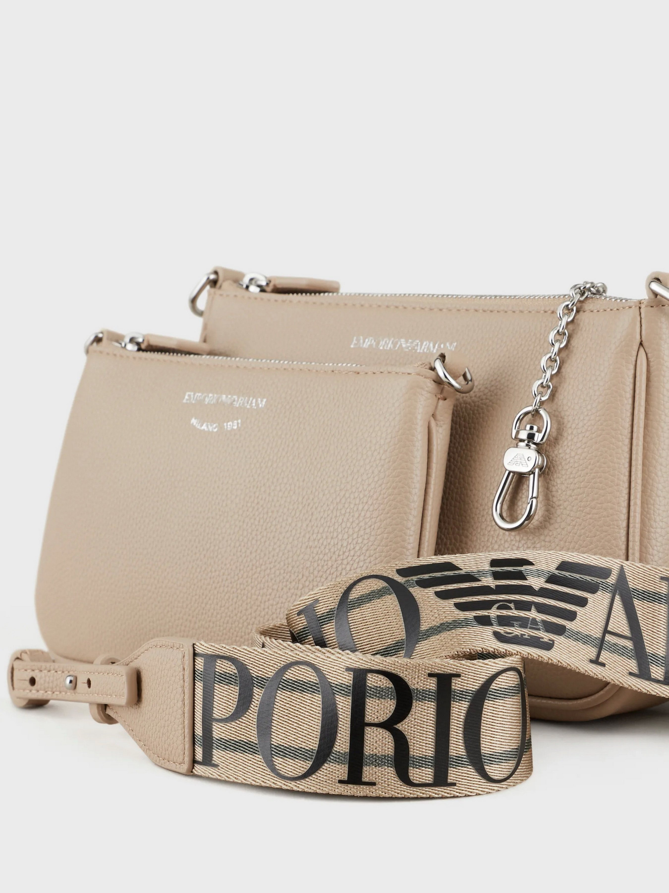 Сумка Emporio Armani модель Y3H317-YFO5E-85899 Фото