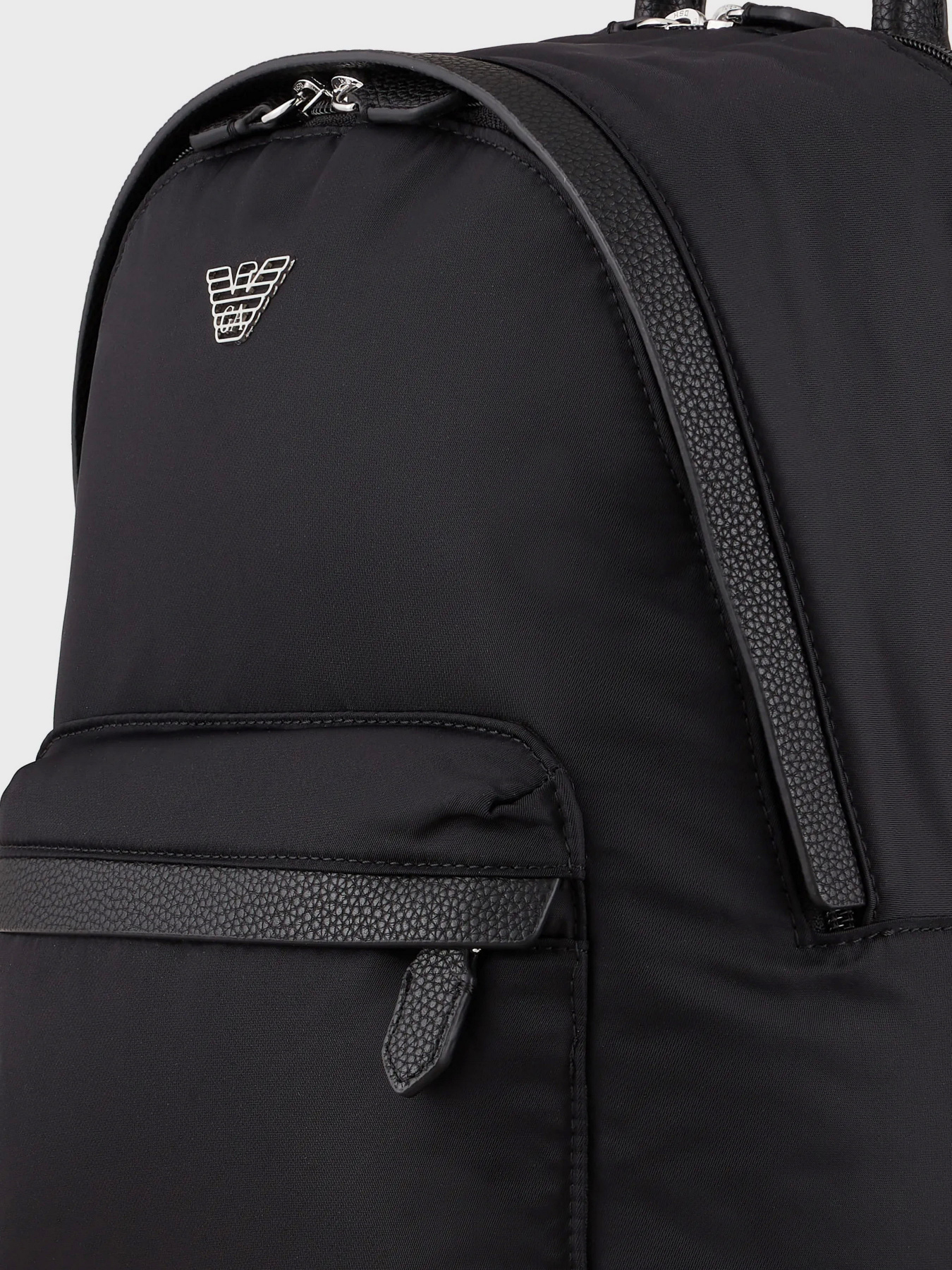 Рюкзак Emporio Armani Travel Essentials модель Y3L111-YVL7E-80001 Фото