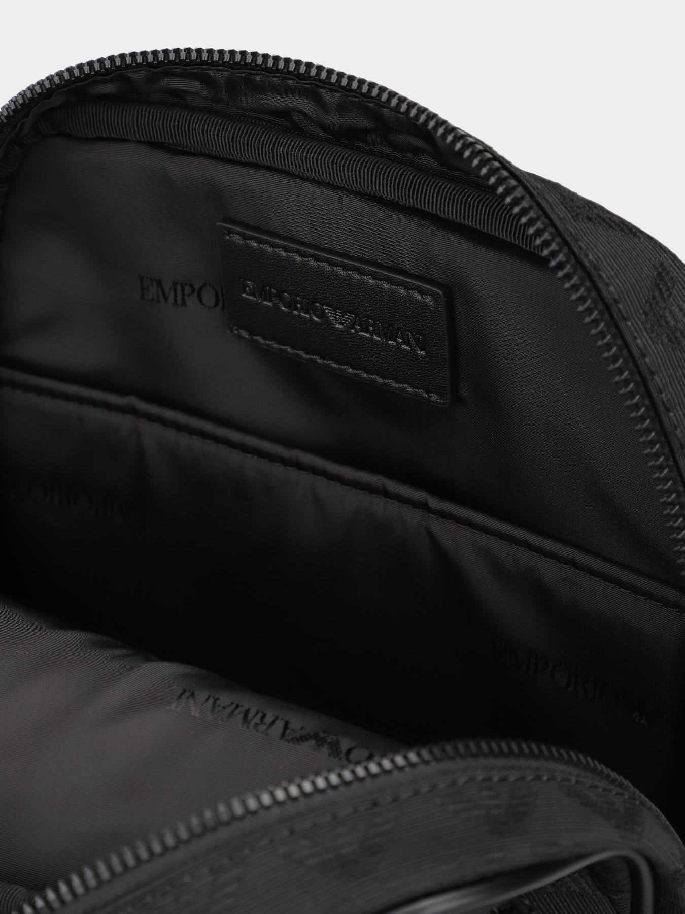 Сумка Emporio Armani модель Y4O419-Y022V-81336 Сумка Emporio Armani модель Y4O419-Y022V-81336 Фото