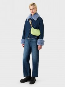 Кросс-боди Emporio Armani модель Y3H329-YWI7E-80631 Кросс-боди Emporio Armani модель Y3H329-YWI7E-80631 Фото