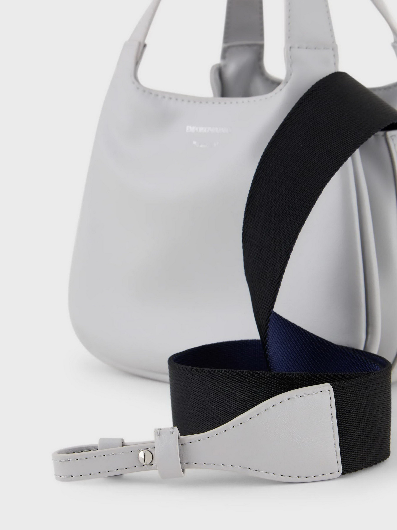 Сумка Emporio Armani модель Y3E223-YVY3X-88535 Фото