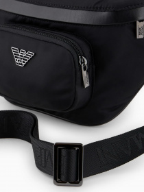 Поясная сумка Emporio Armani модель Y4O238-Y217J-80001 Поясная сумка Emporio Armani модель Y4O238-Y217J-80001 Фото
