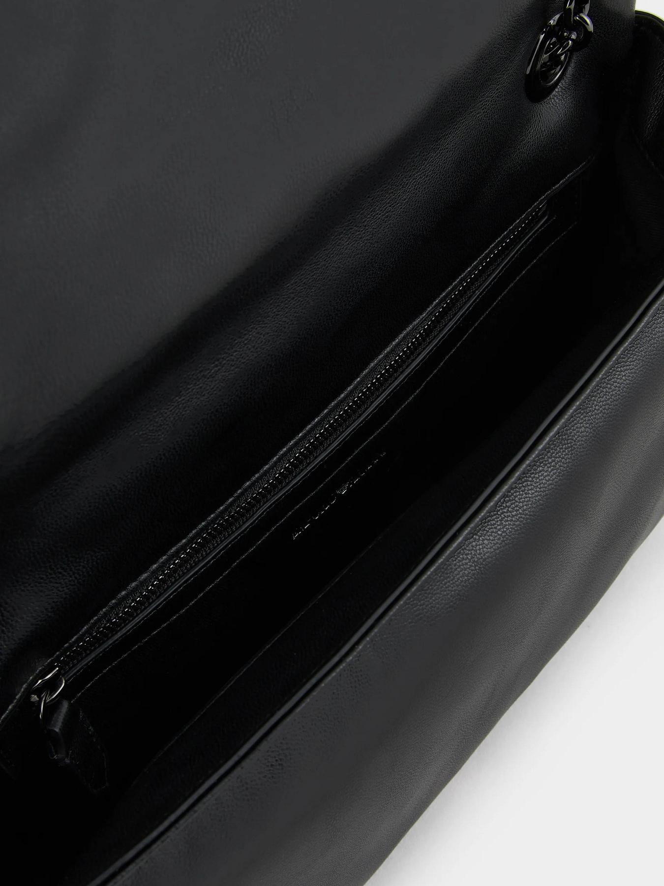 Сумка Emporio Armani модель Y3B208-YWJ8I-80001 Фото