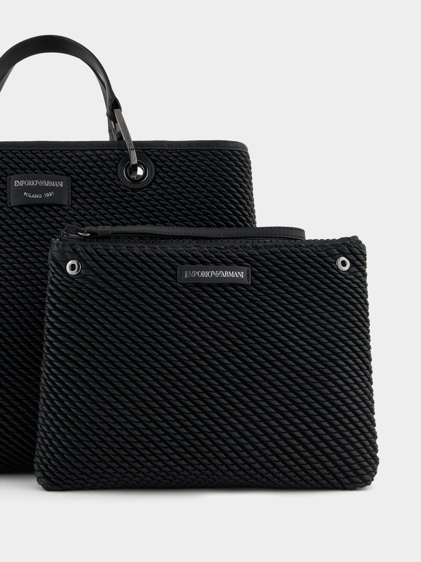 Сумка Emporio Armani модель Y3D165-YVZ9I-80001 Фото