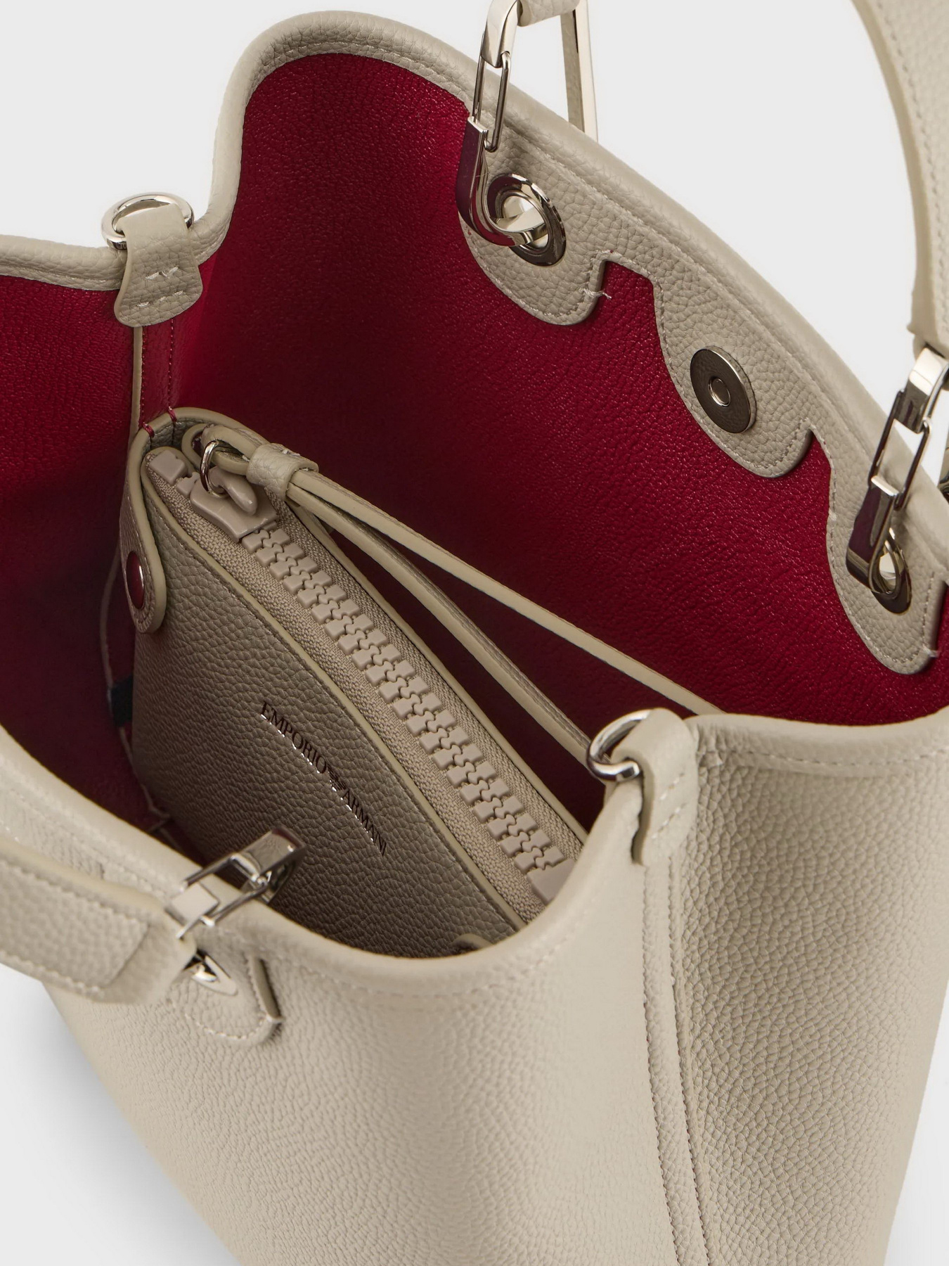 Сумка Emporio Armani модель Y3D255-YFO5E-80568 Фото