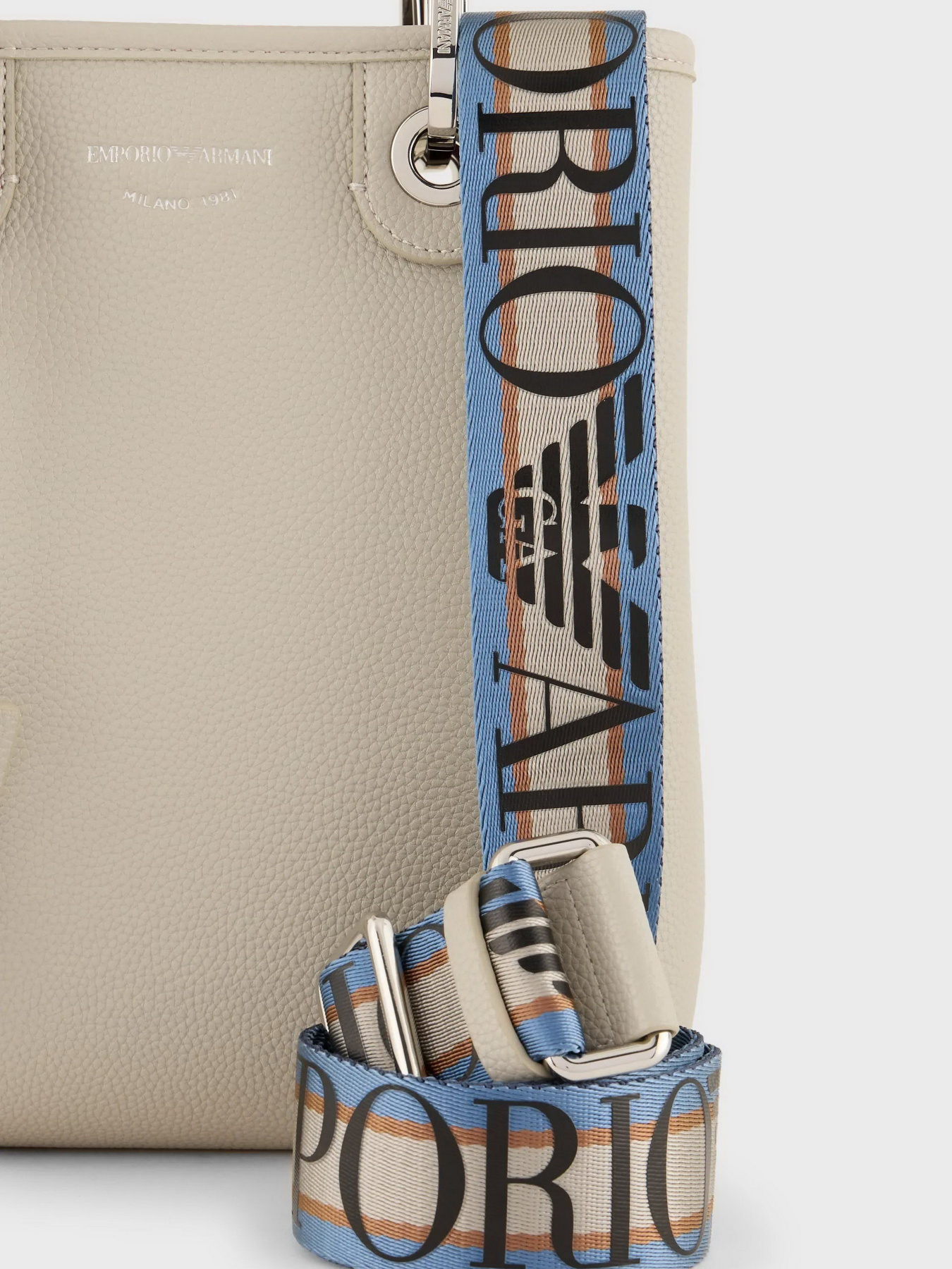 Сумка Emporio Armani модель Y3D255-YFO5E-80568 Фото