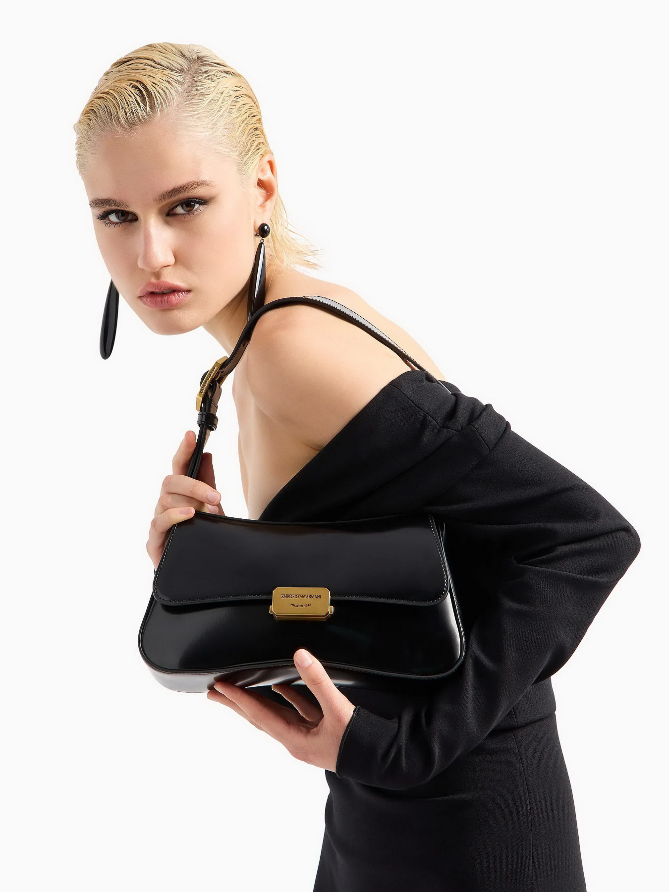 Сумка Emporio Armani модель Y3E226-YWE2D-80001 Фото