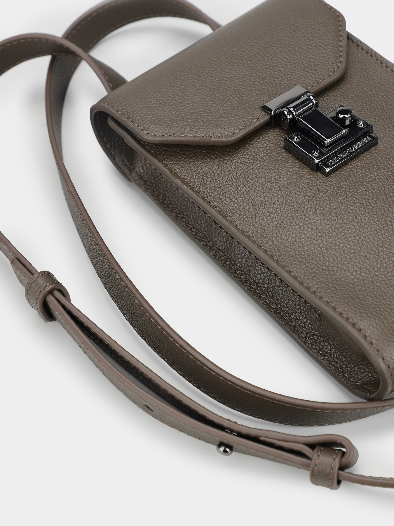 Мессенджер Emporio Armani модель Y4R566-YQ13X-80650 Фото