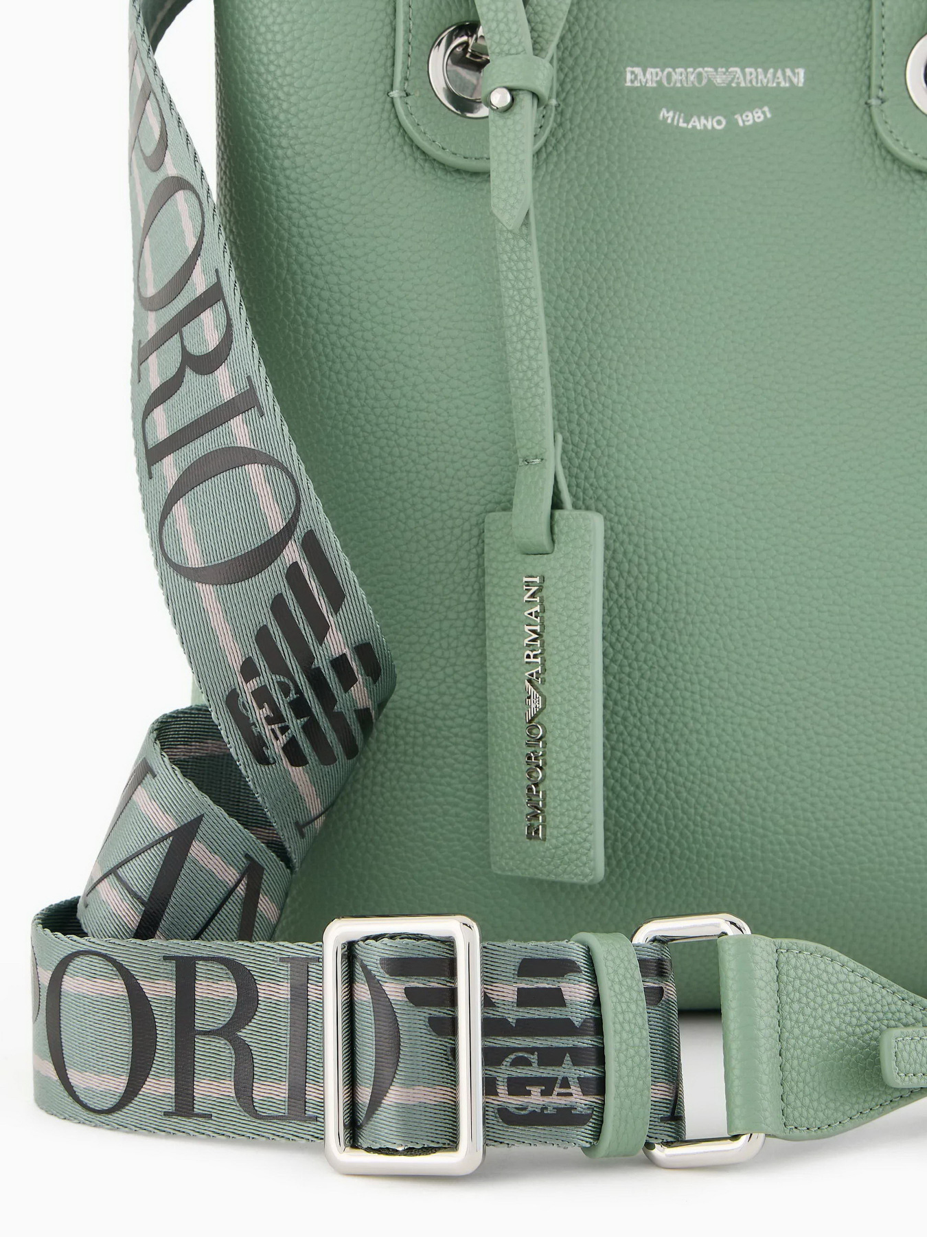 Сумка Emporio Armani Myea модель Y3D255-YFO5E-80701 Фото