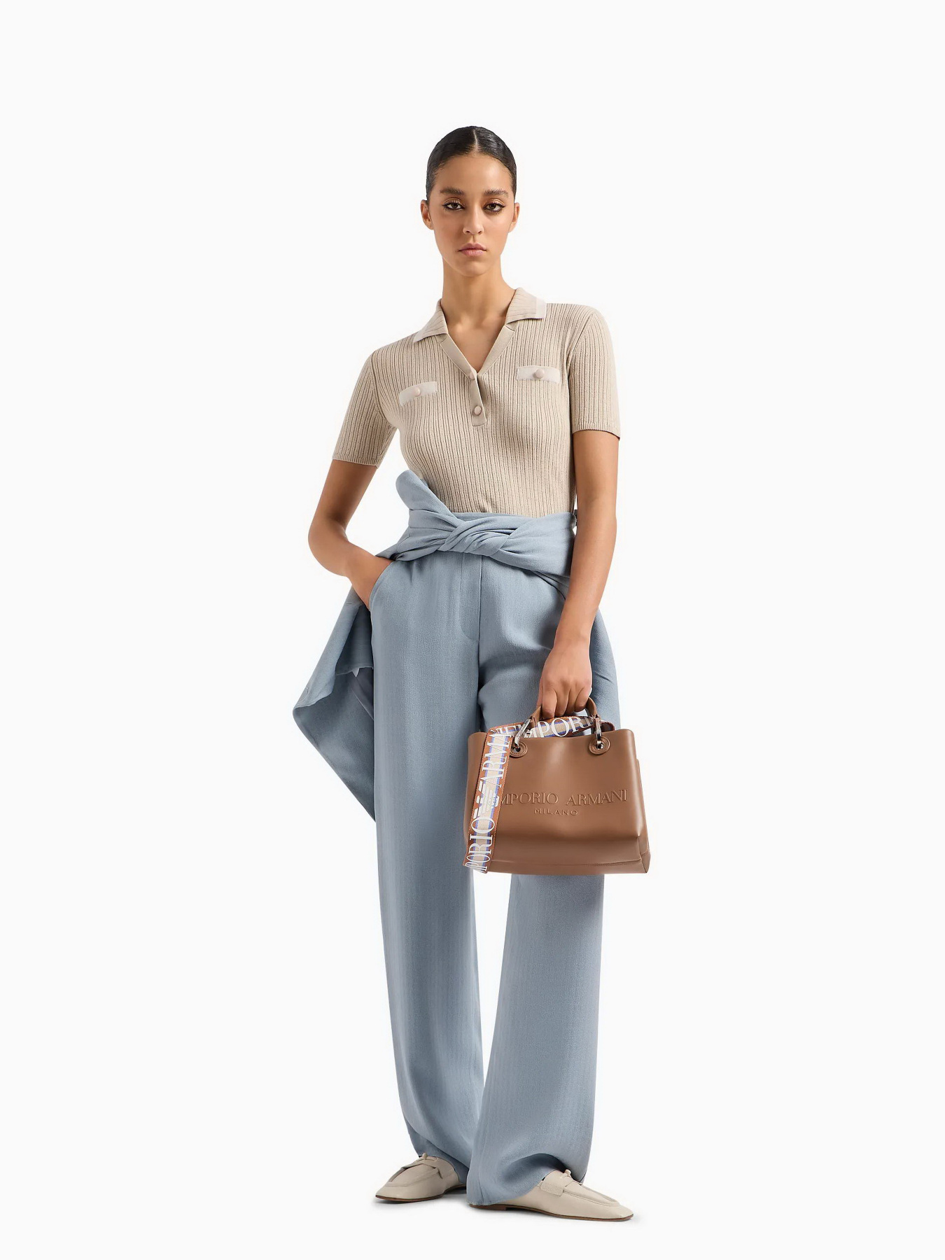 Сумка Emporio Armani Myea модель Y3D166-YWN3E-80655 Фото