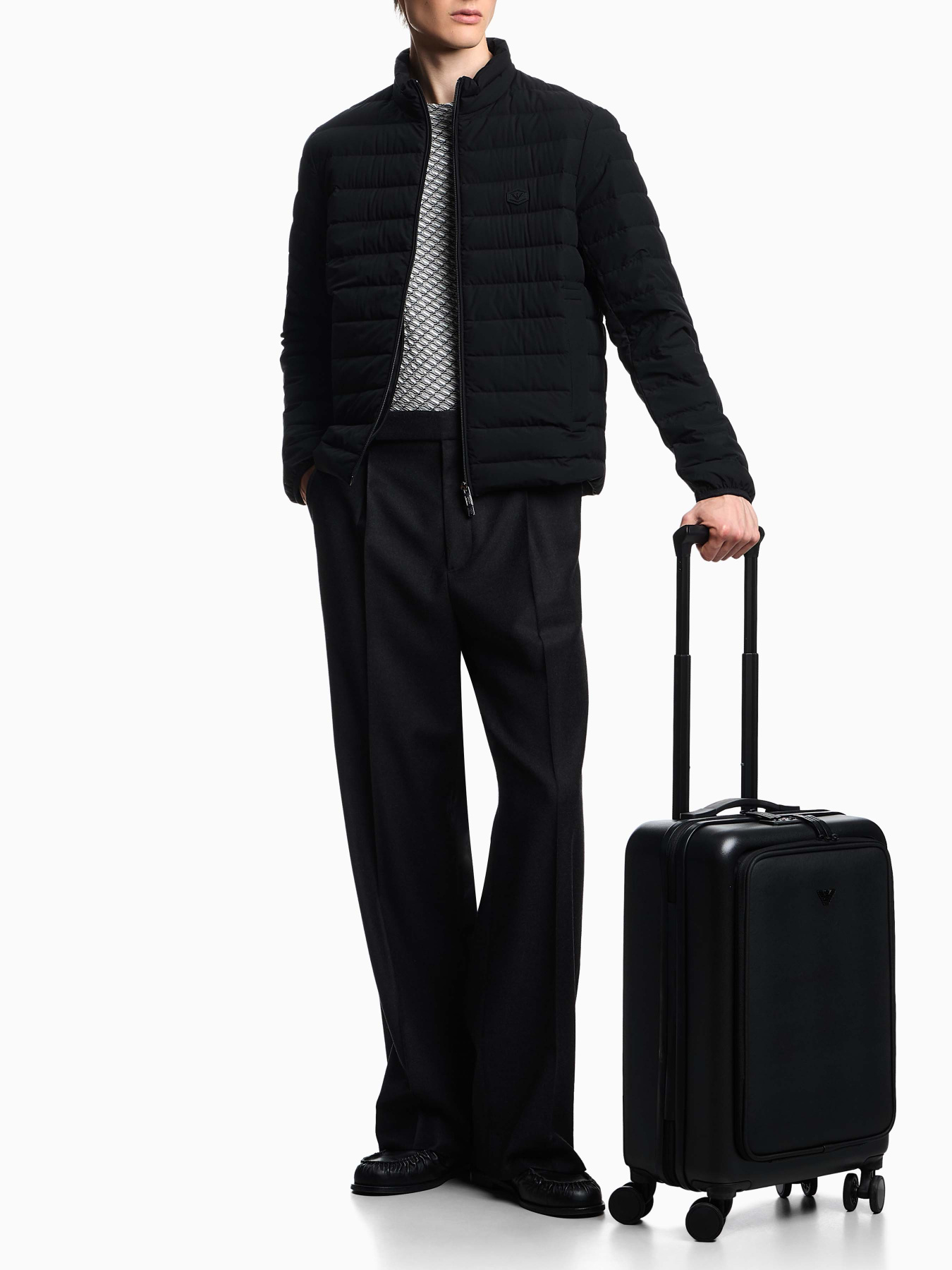 Чемодан Emporio Armani модель Y4Q367-Y138E-81072 Чемодан Emporio Armani модель Y4Q367-Y138E-81072 Фото