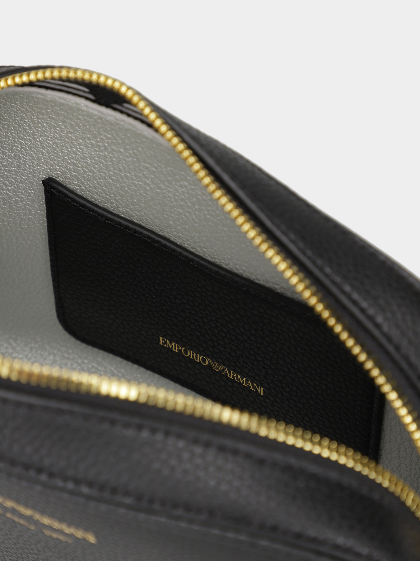 Кросс-боди Emporio Armani модель EW000537-AF12103-MC032 Фото