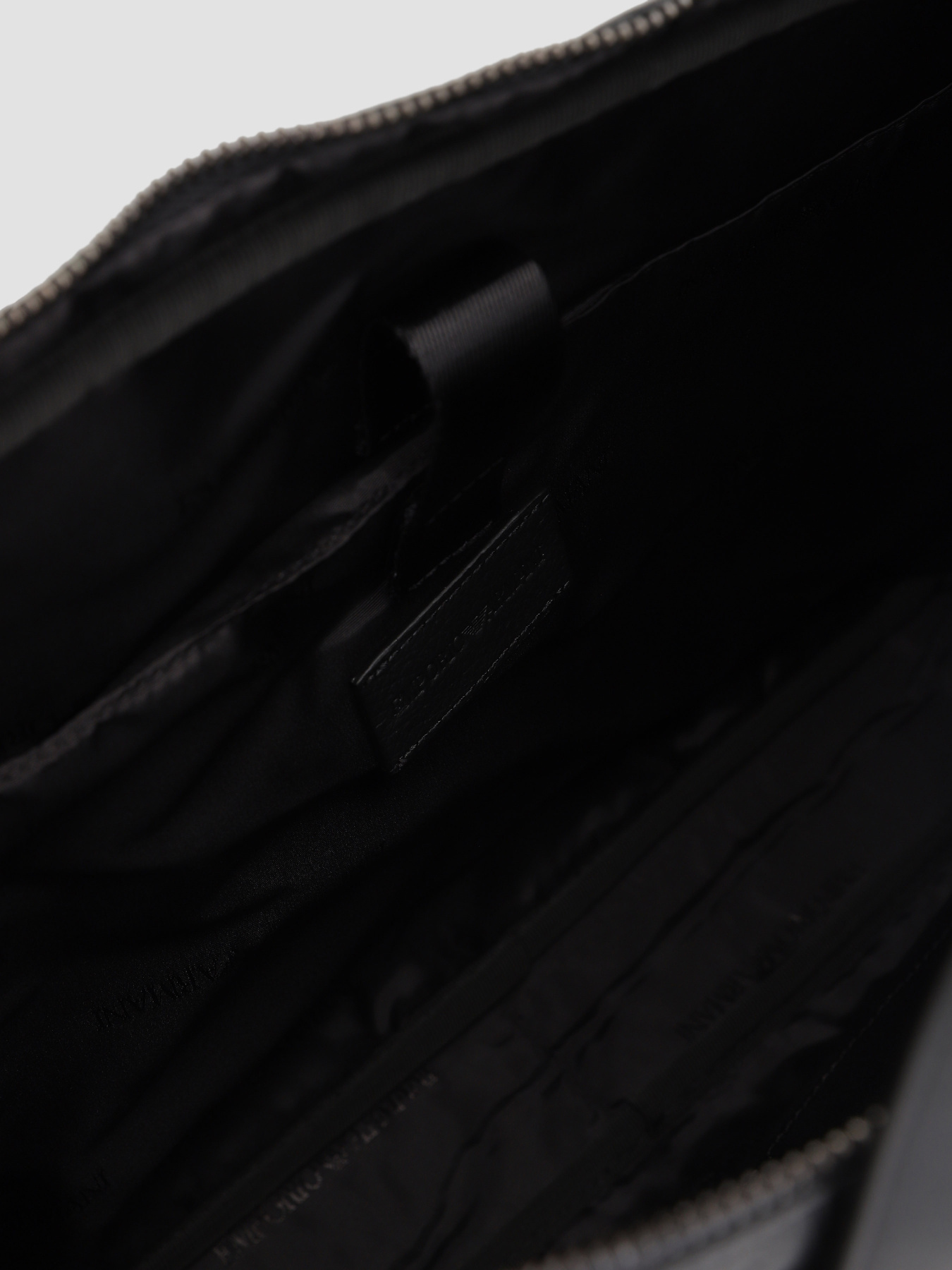 Сумка для ноутбука Emporio Armani модель Y4P365-YQ67I-80001 Фото