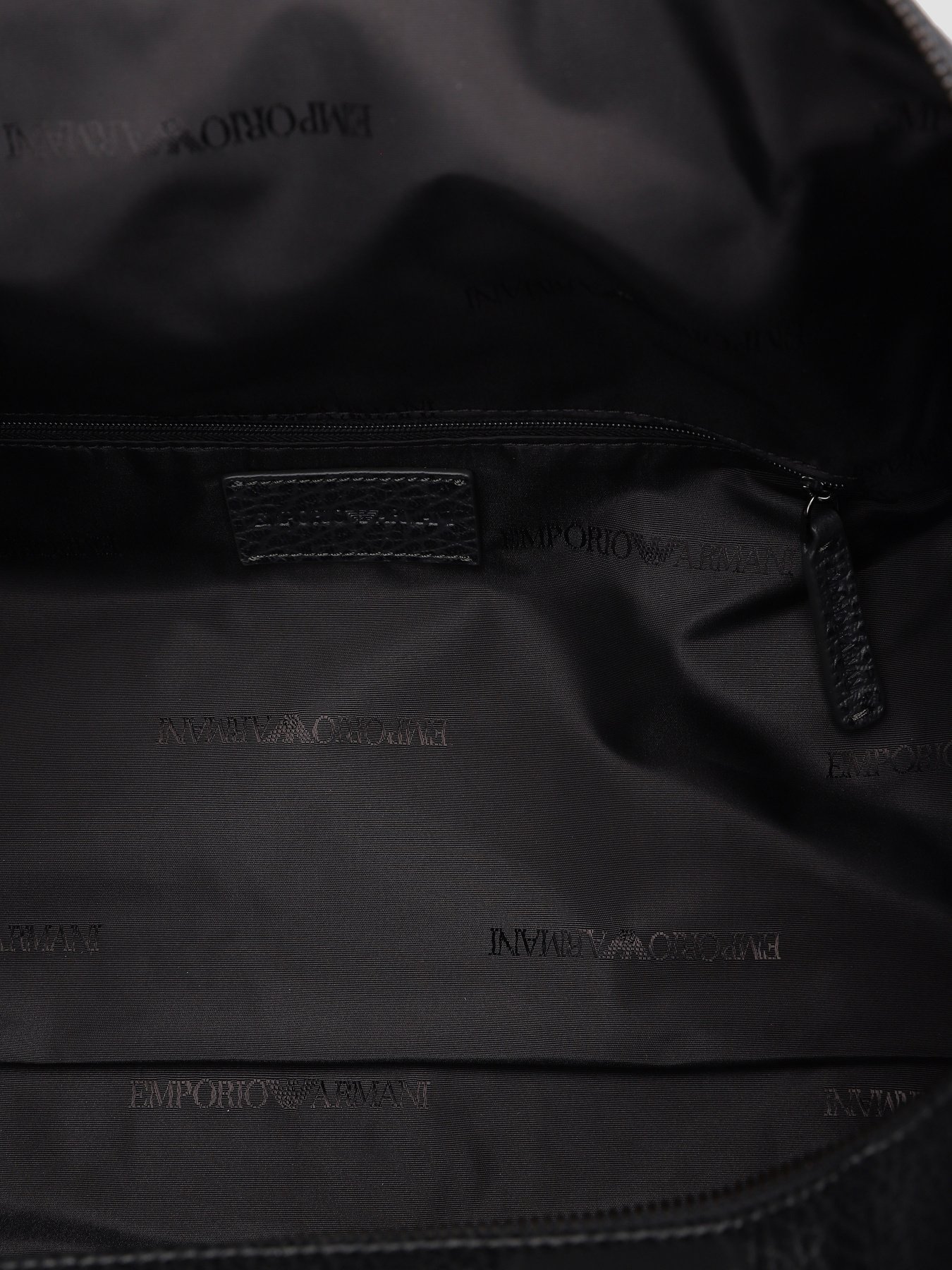 Дорожная сумка Emporio Armani модель Y4Q371-YQ80I-81515 Дорожная сумка Emporio Armani модель Y4Q371-YQ80I-81515 Фото