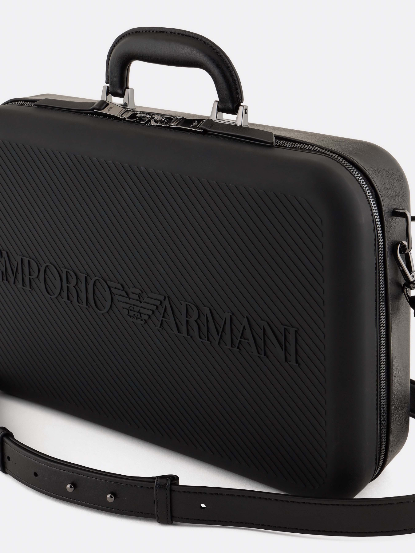 Сумка для ноутбука Emporio Armani модель Y4P367-YQ81I-80001 Фото