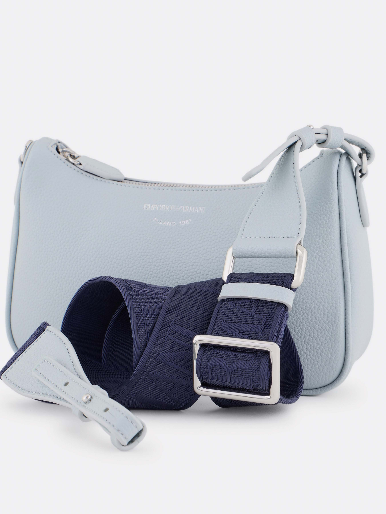 Сумка Emporio Armani модель EW000539-AF12036-M8052 Сумка Emporio Armani модель EW000539-AF12036-M8052 Фото