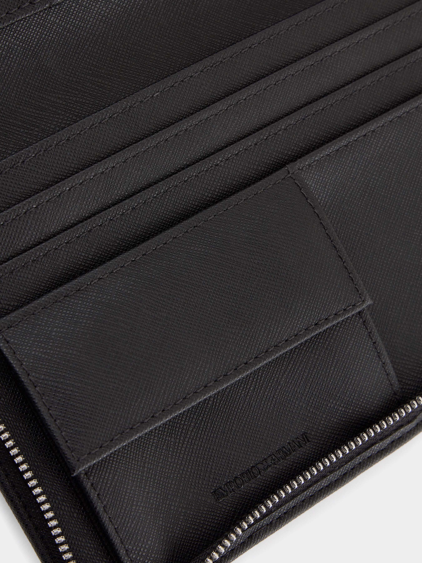 Мессенджер Emporio Armani модель EM000987-AF13805-UC001 Фото