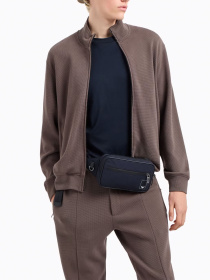 Поясная сумка Emporio Armani Travel Essentials модель EM000088-AF13841-UB118 Поясная сумка Emporio Armani Travel Essentials модель EM000088-AF13841-UB118 Фото