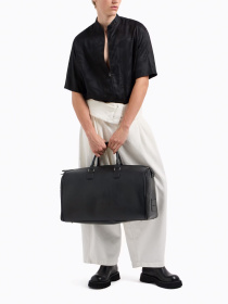 Дорожная сумка Emporio Armani модель EM001188-AF13788-UC001 Дорожная сумка Emporio Armani модель EM001188-AF13788-UC001 Фото