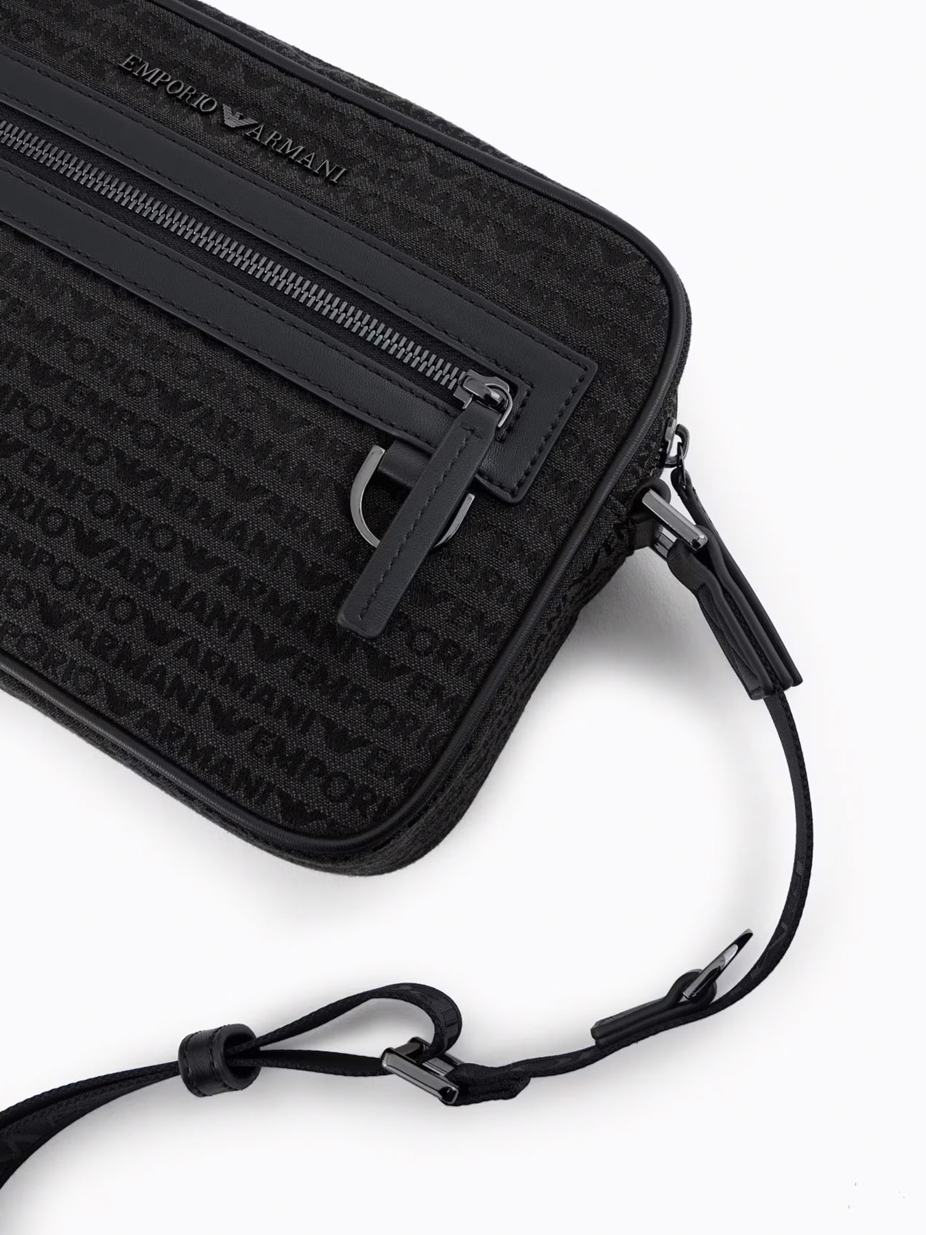 Сумка Emporio Armani модель EM001210-AF13823-U8168 Фото