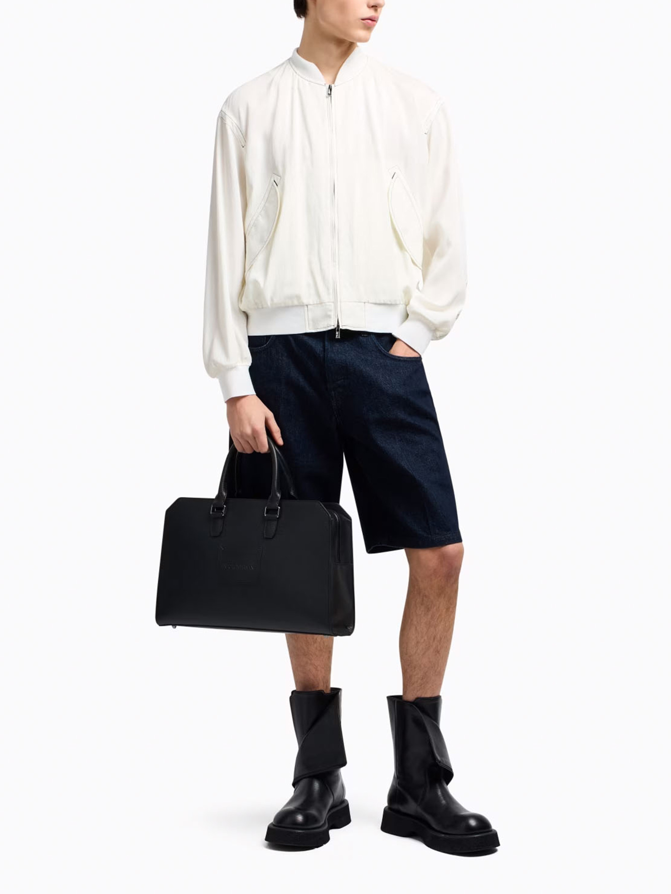 Сумка Emporio Armani модель EM001574-AF13788-UC001 Сумка Emporio Armani модель EM001574-AF13788-UC001 Фото