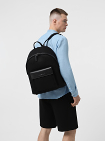 Повседневный рюкзак Emporio Armani модель EM001190-AF13809-UC001 Повседневный рюкзак Emporio Armani модель EM001190-AF13809-UC001 Фото