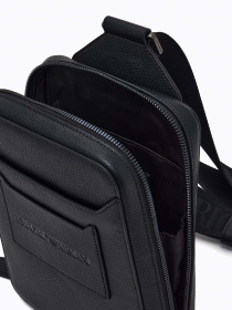 Сумка Emporio Armani модель EM001613-AF13788-UC001 Фото