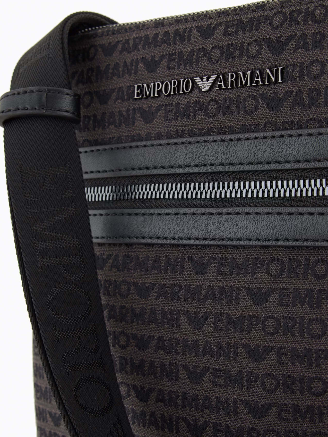 Сумка Emporio Armani модель EM001780-AF13823-U8168 Фото