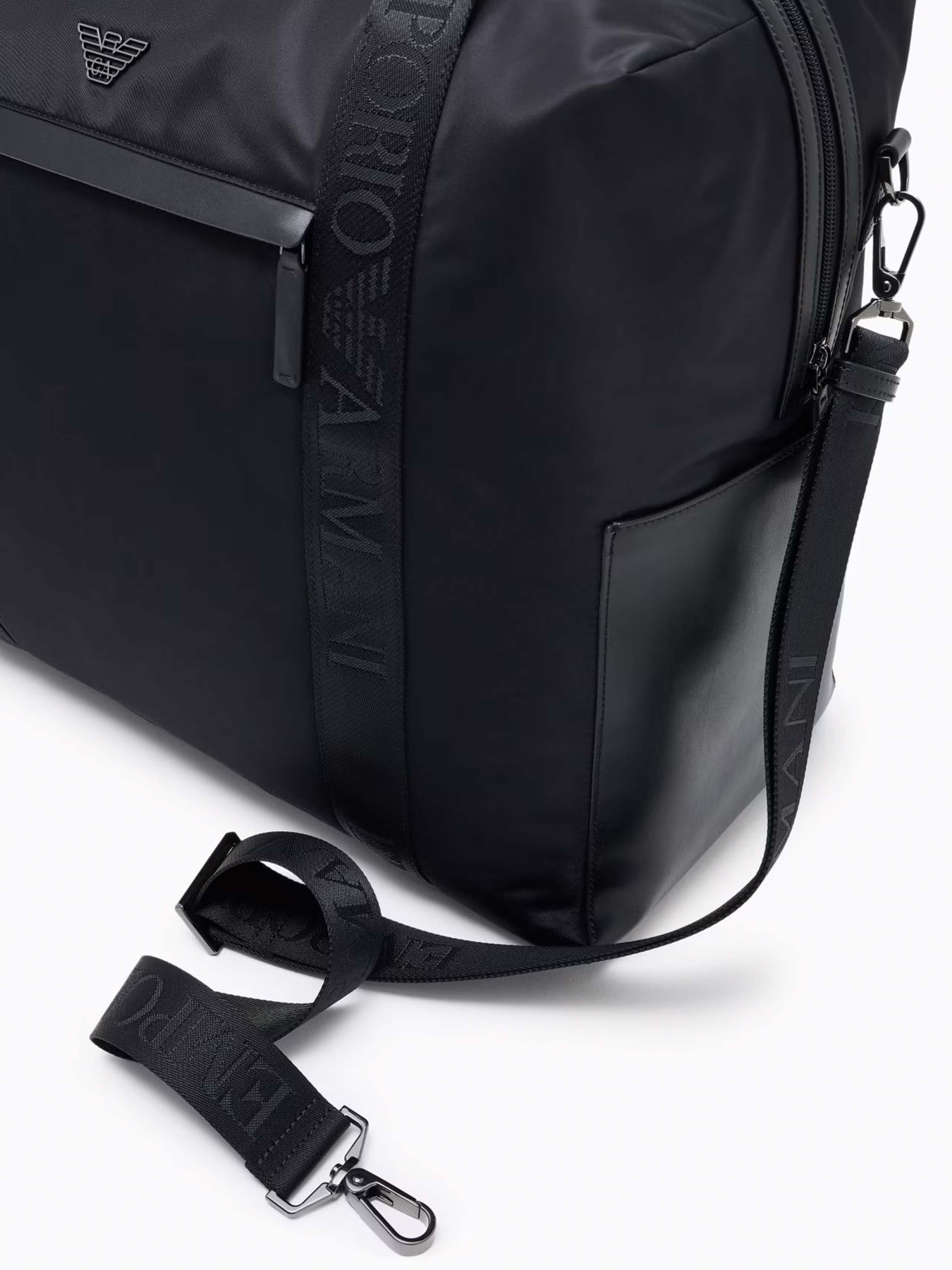 Дорожная сумка Emporio Armani модель EM001802-AF13454-UC001 Фото