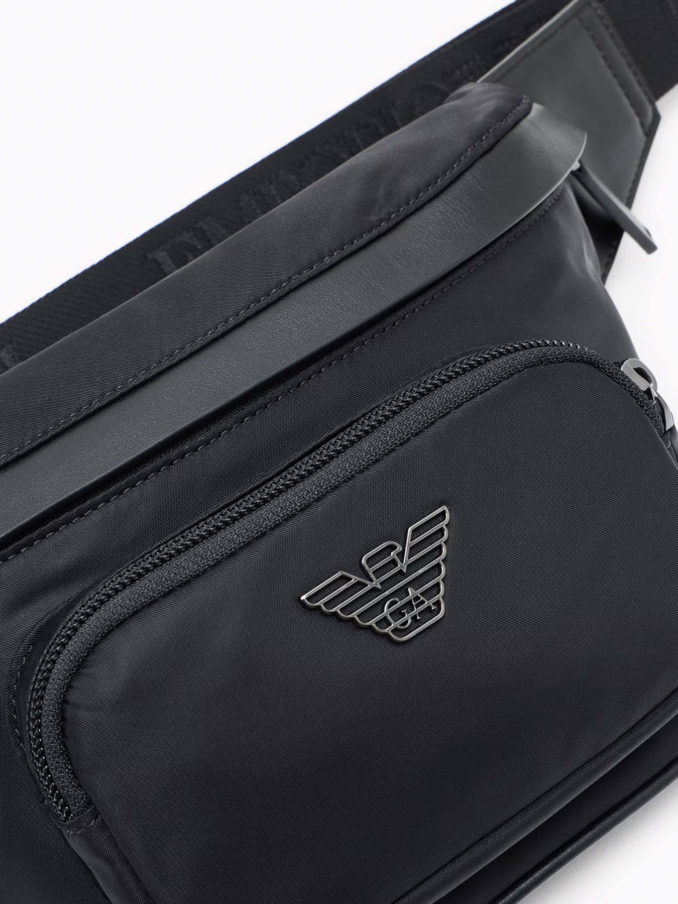 Поясная сумка Emporio Armani модель EM001805-AF13454-UC001 Фото