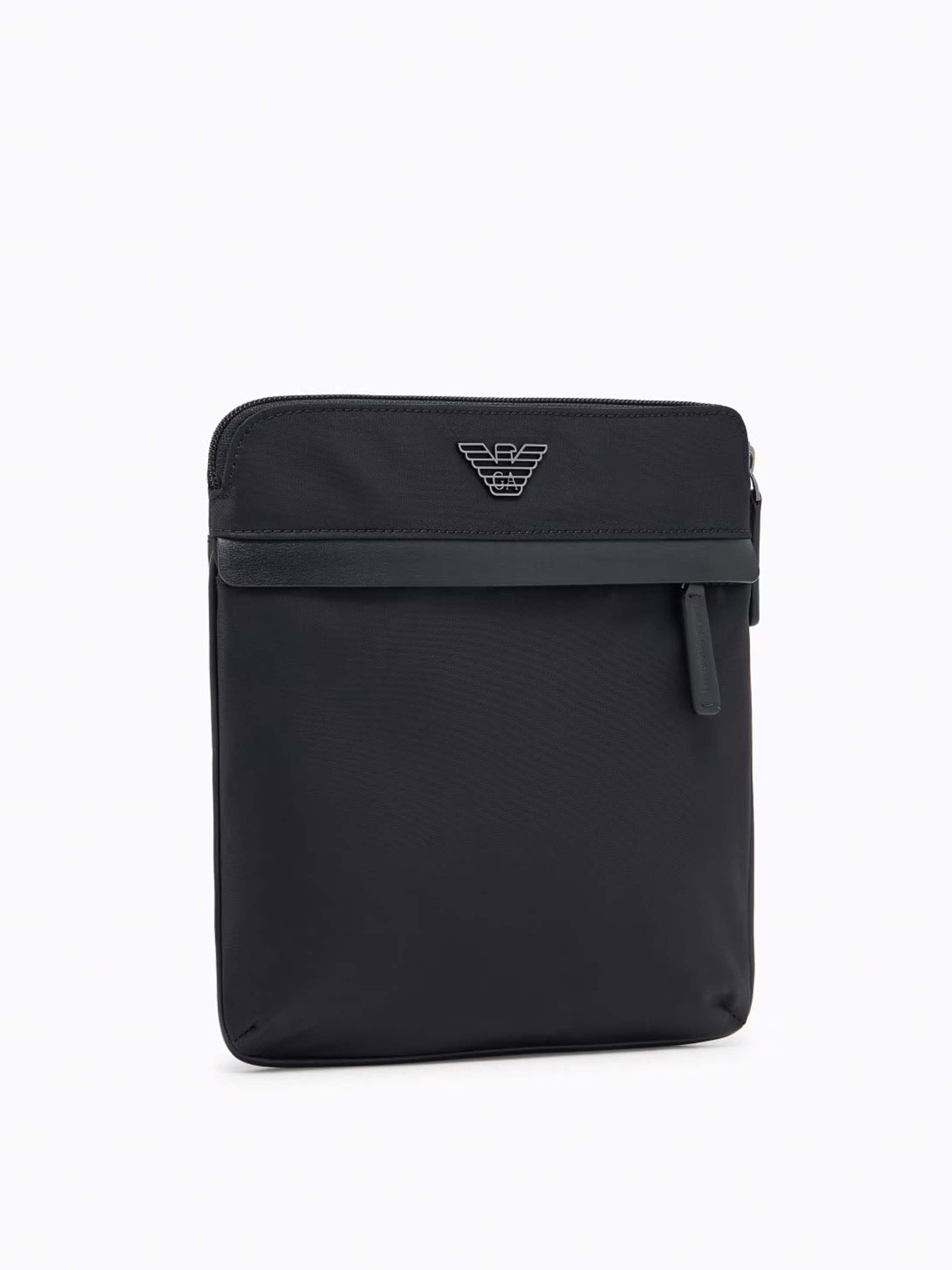 Сумка Emporio Armani модель EM001807-AF13454-UC001 Сумка Emporio Armani модель EM001807-AF13454-UC001 Фото