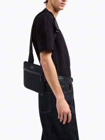 Сумка Emporio Armani модель EM001807-AF13454-UC001 Сумка Emporio Armani модель EM001807-AF13454-UC001 Фото