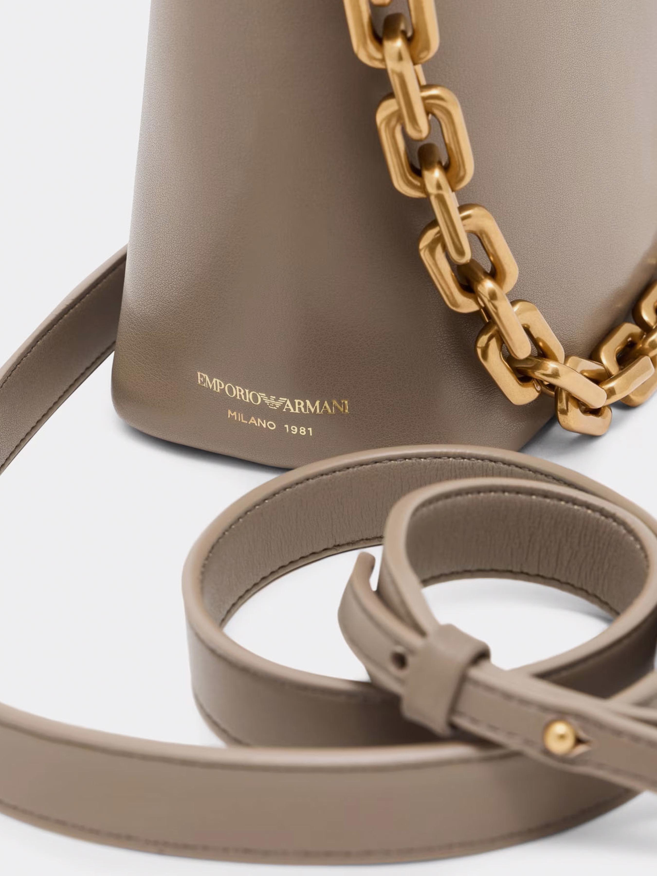 Сумка Emporio Armani модель EW003122-AF19173-U6192 Фото