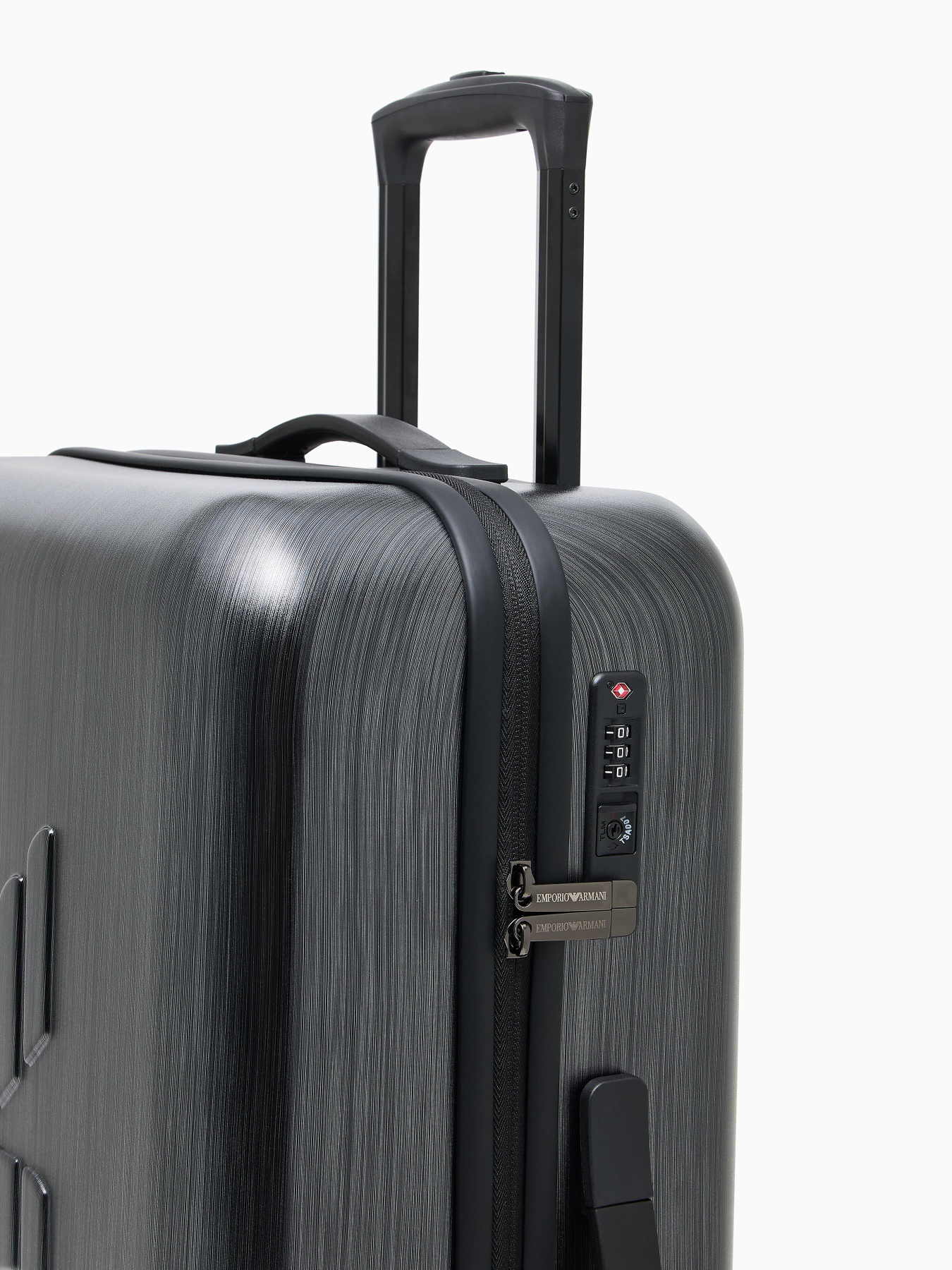 Чемодан Emporio Armani модель EM001930-AF15459-U8097 Фото