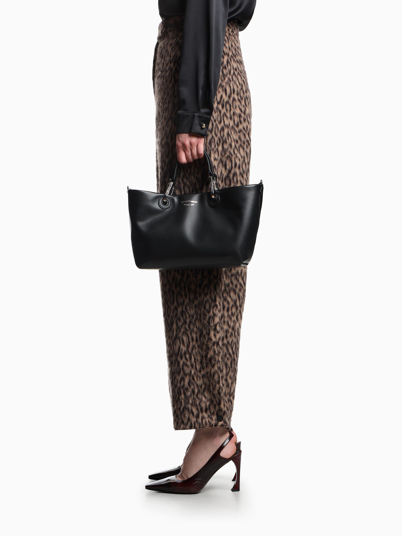 Сумка Emporio Armani модель EW000361-AF18673-UC001 Фото