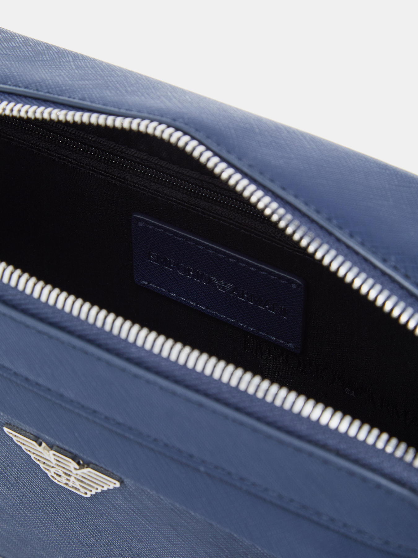 Сумка Emporio Armani модель EM001186-AF13805-UB107 Фото