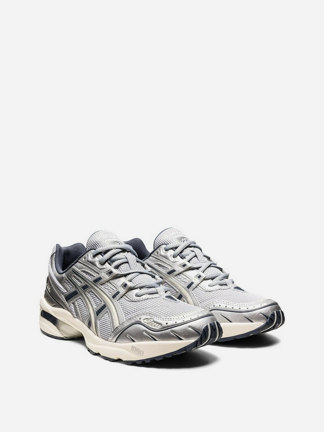 Кросівки для спорту Asics GEL090 модель 1203A241-020 Фото