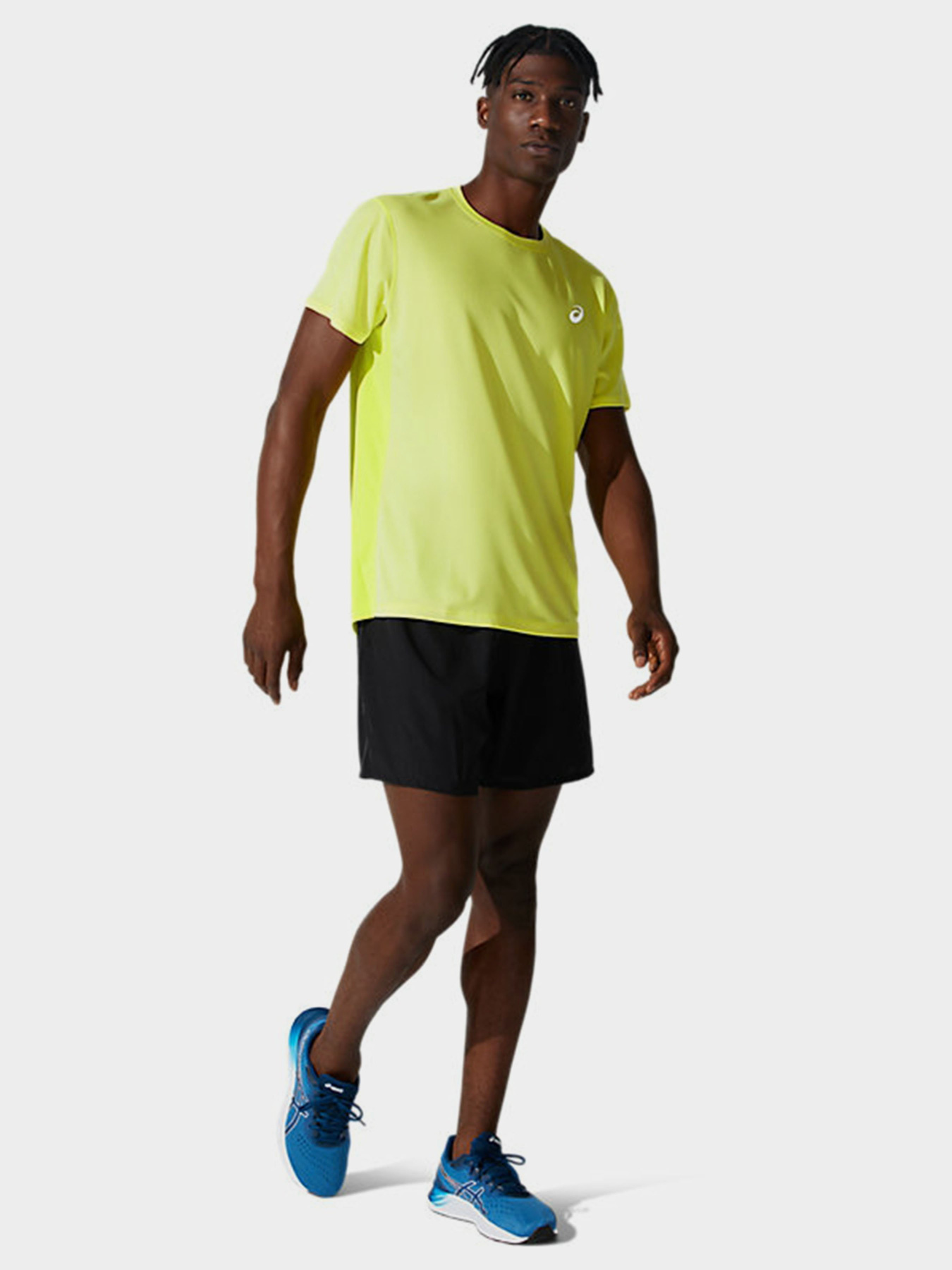 Шорты спортивные Asics Core 7in модель 2011C337-001 Фото