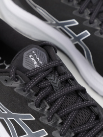 Кросівки для бігу Asics Gt-2000 модель 1011B475-004 Фото