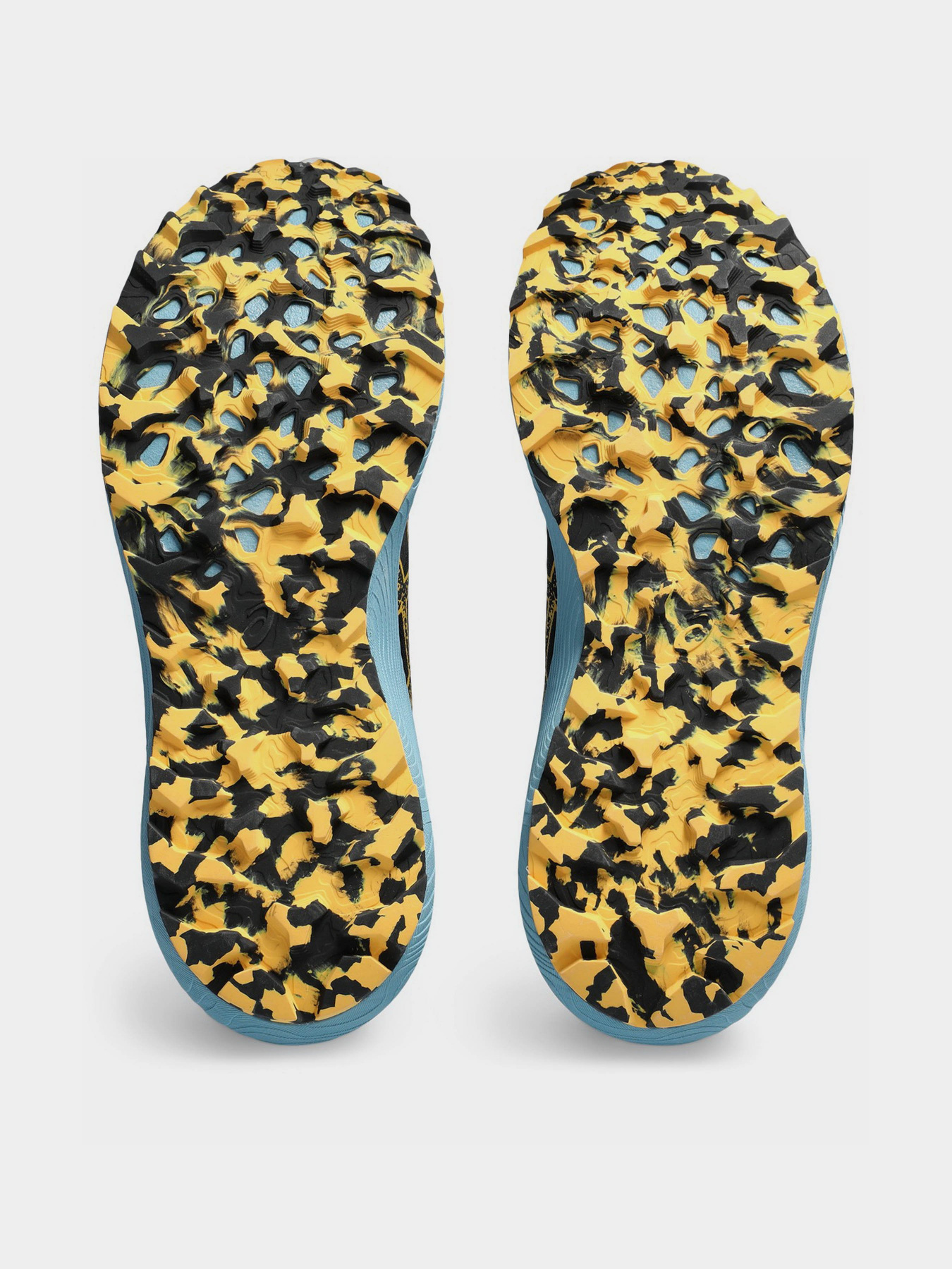 Кроссовки для бега Asics Trabuco Terra 2 модель 1011B607-001 Чорний Фото