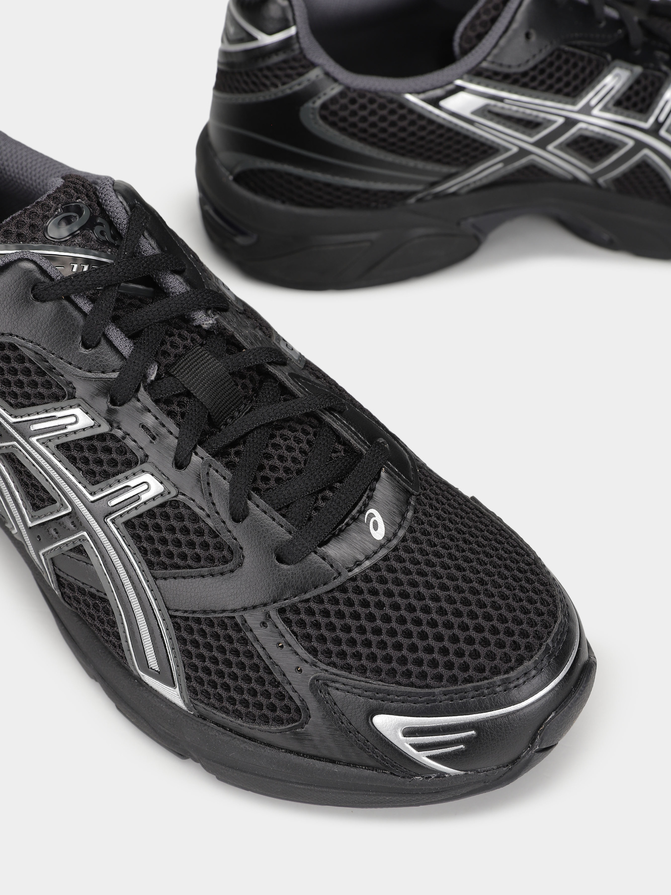 Кроссовки повседневные Asics GEL-1130 модель 1201A906-001 Кроссовки повседневные Asics GEL-1130 модель 1201A906-001 Фото