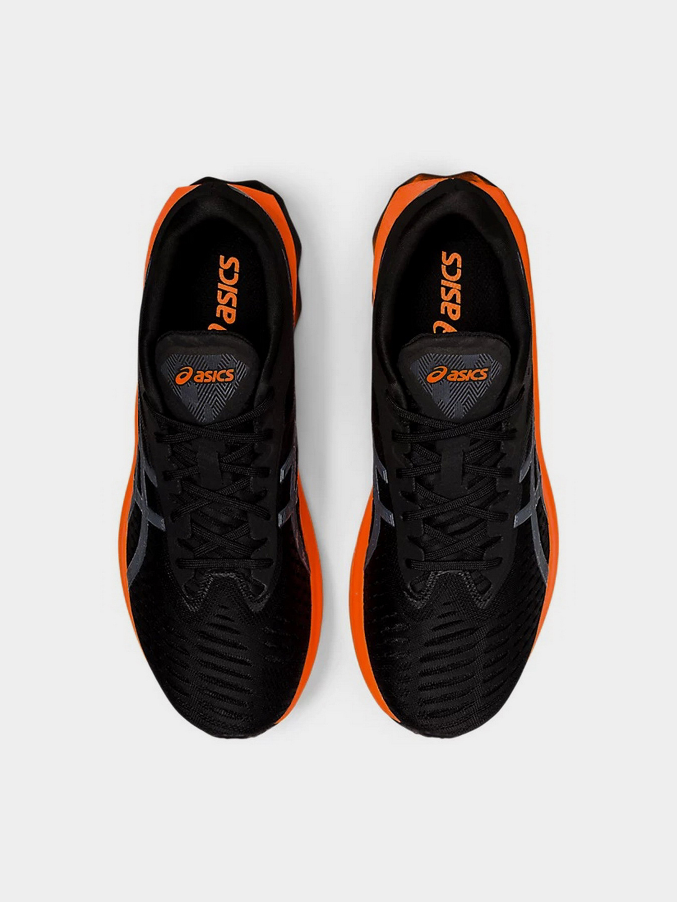 Кроссовки для бега Asics NOVABLAST модель 1011A681-004 Фото